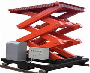 高空作業(yè)車(chē)